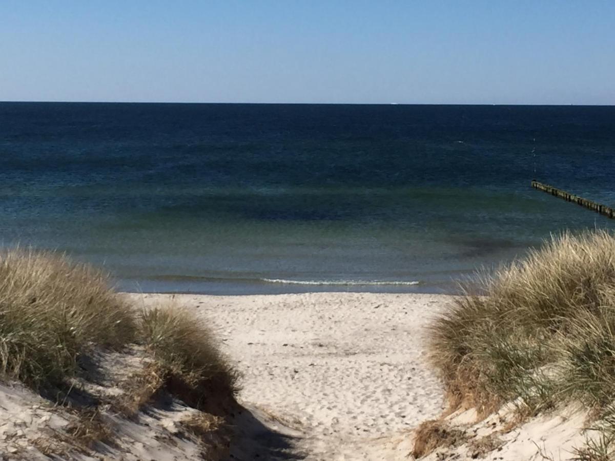 Die Kleine Acht - Direkt Am Strand Dierhagen Exterior foto
